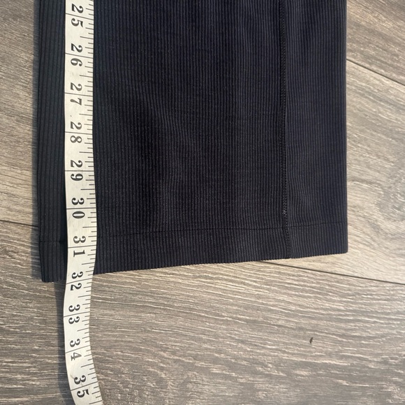 Lululemon Women's Black Softstreme HR Ribbed Wide-Leg Pants Size 0 - Picture 7 of 7